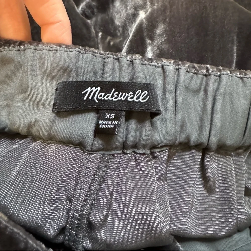 Madewell Charcoal Grey Velvet Tapered Pleat Pull On Pants
